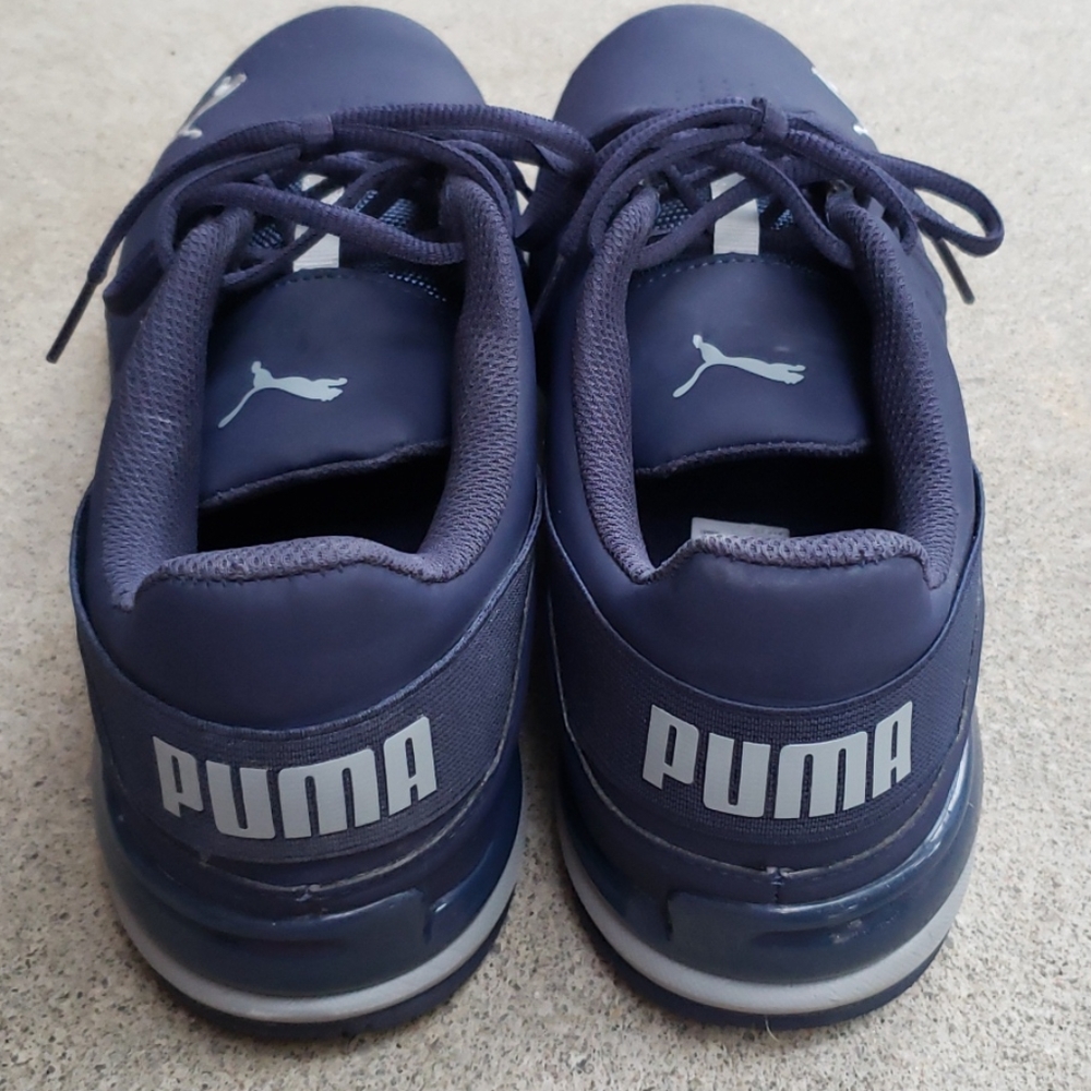 Running shoes